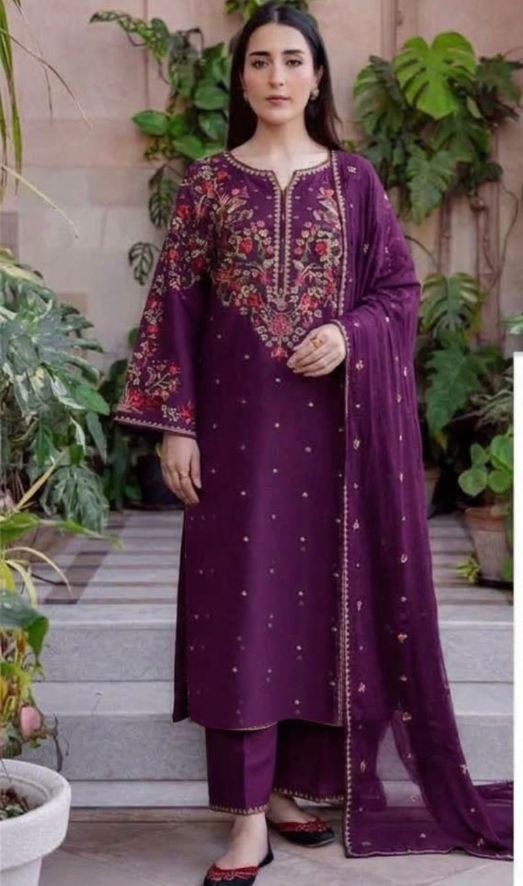 Winter Collection Dhanak 3pc fully embroidered (Copy)